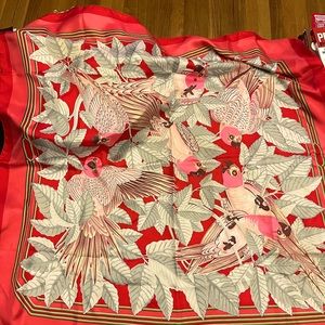 Authentic Hermes Les Perroquets Scarf